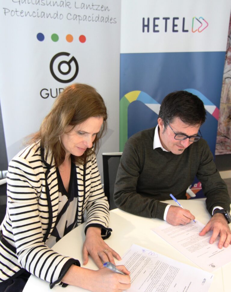 FirmaAcuerdoHetel copia