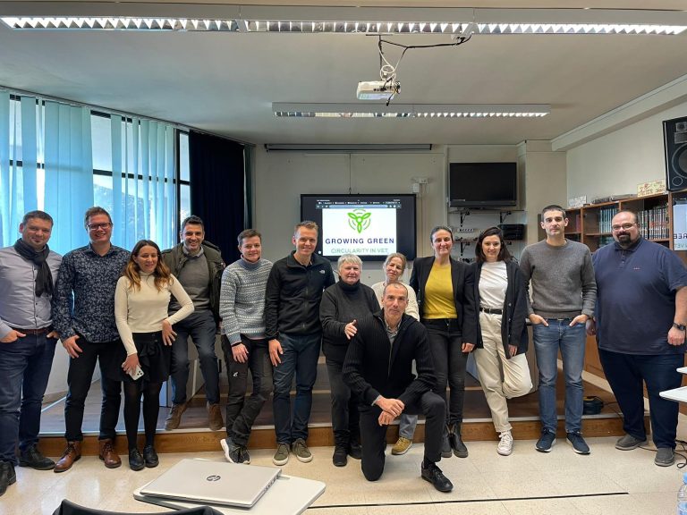 Desarrollando competencias de sostenibilidad en Growing Green